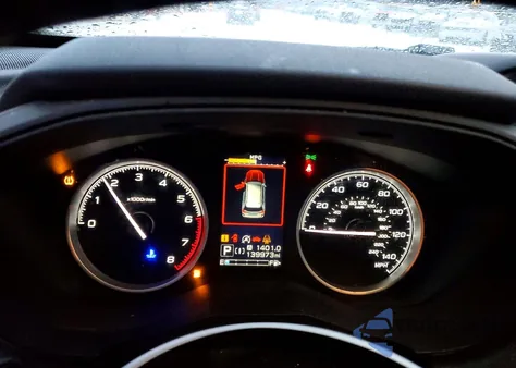 2019 Subaru Forester Premium z USA, uszkodzony, nr VIN JF2SKAGC2KH415738